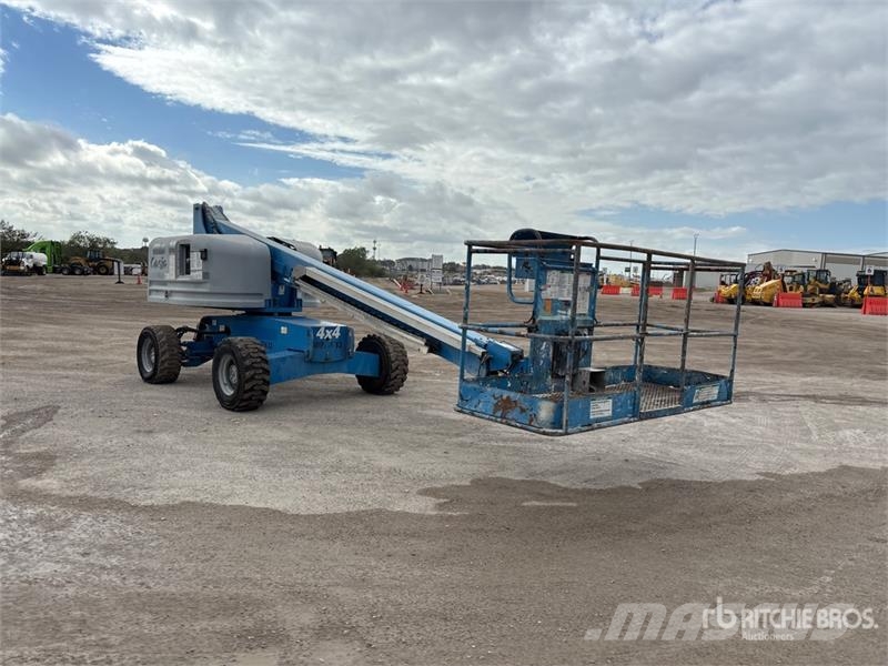 Genie S-40 4WD Dual Fuel Telescopic Boom Lift Piattaforme a braccio telescopico