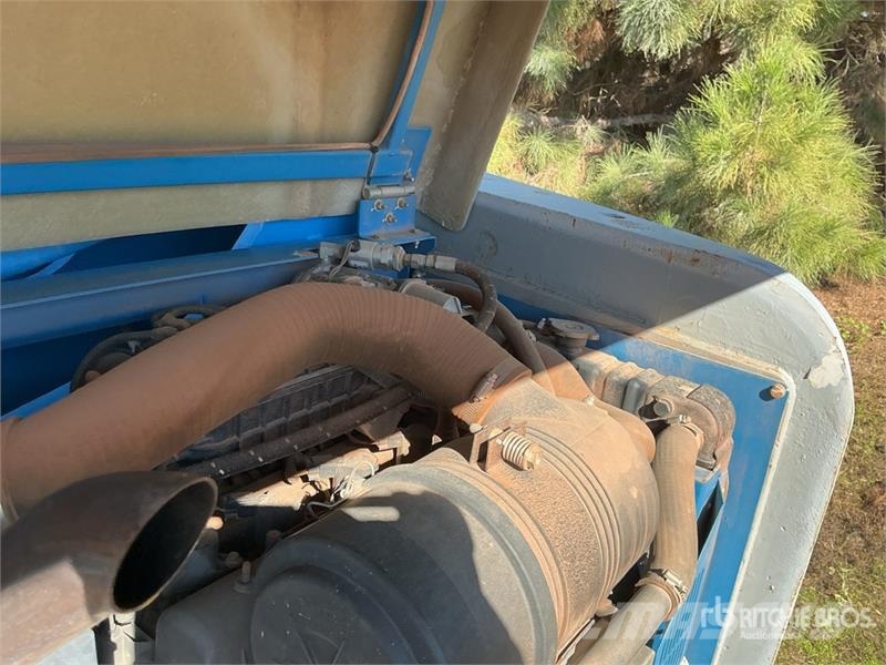 Genie S-40 4WD Dual Fuel Telescopic Boom Lift Teleskopske podizne platforme