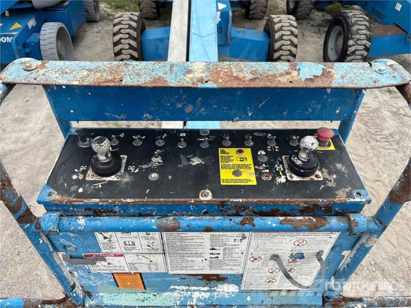 Genie S-40 4WD Dual Fuel Telescopic Boom Lift Piattaforme a braccio telescopico