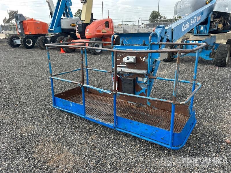 Genie S-45 4WD Diesel Telescopic Boom Lift Telescoophoogwerkers