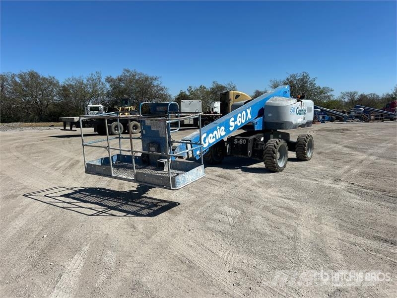 Genie S-60 Telescopic boom lifts