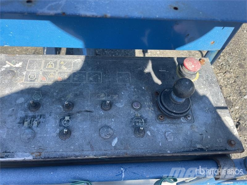 Genie S-60 XC Trax Crawler Diesel Telescopic Boom Lift Teleskopbühnen