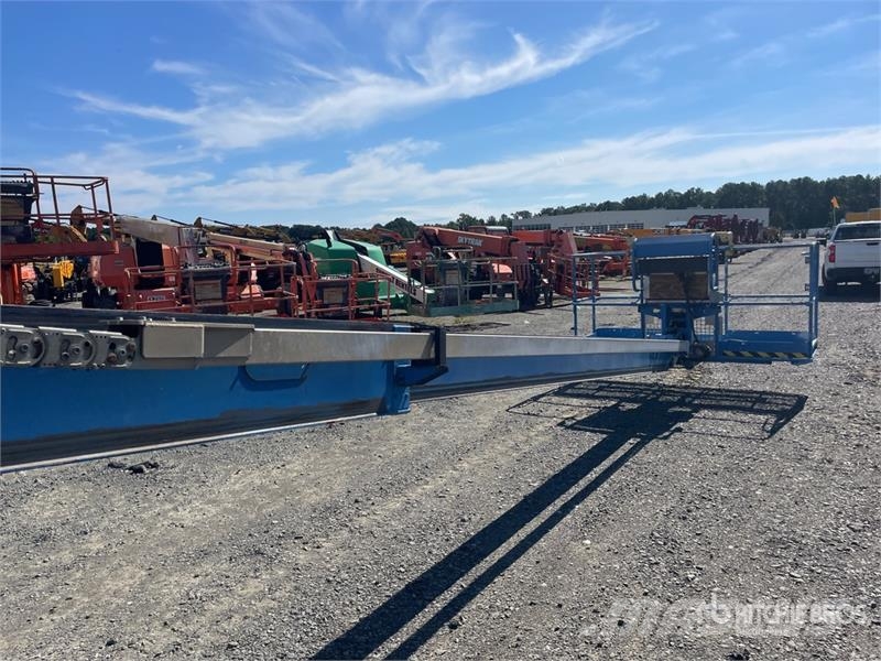 Genie S-60 XC Trax Crawler Diesel Telescopic Boom Lift Teleskopbühnen