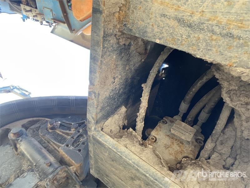 Genie S-60 XC Trax Crawler Diesel Telescopic Boom Lift Teleskopbühnen