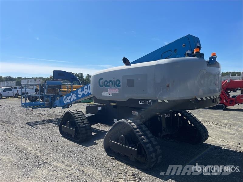 Genie S-60 XC Trax Crawler Diesel Telescopic Boom Lift Teleskopbühnen