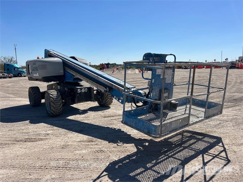 Genie S-60X 4WD Diesel Telescopic Boom Lift ブームリフト 直伸型