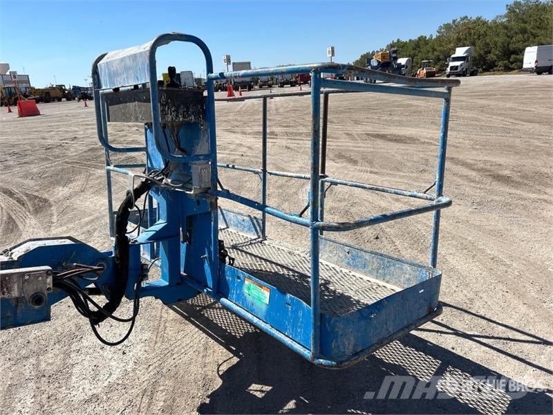 Genie S-60X 4WD Diesel Telescopic Boom Lift ブームリフト 直伸型