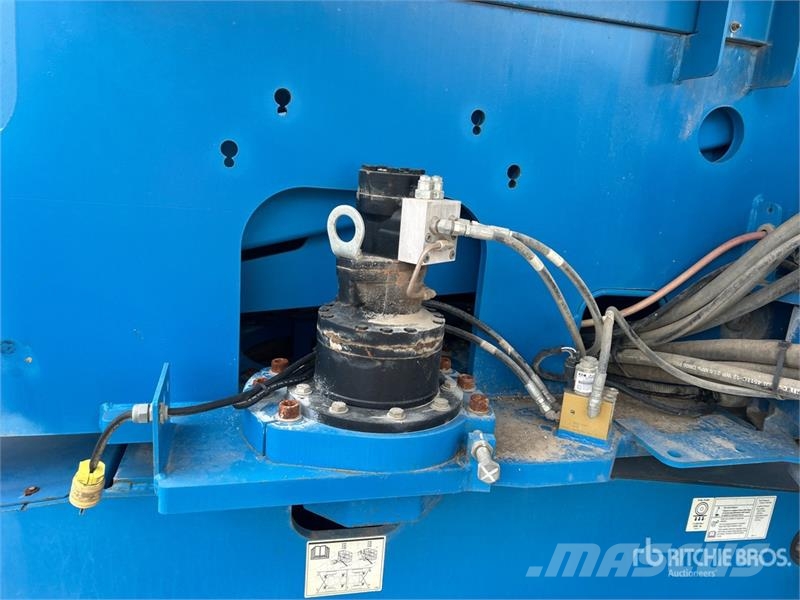 Genie S-60X 4WD Diesel Telescopic Boom Lift Telescopic boom lifts