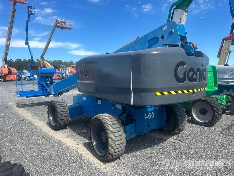 Genie S-60X 4WD Diesel Telescopic Boom Lift Plataformas con brazo de elevación telescópico
