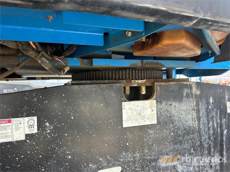 Genie S-60X 4WD Diesel Telescopic Boom Lift ブームリフト 直伸型