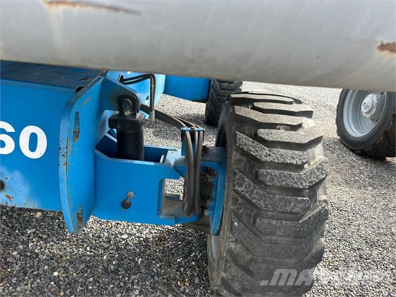 Genie S-60X 4WD Diesel Telescopic Boom Lift Telescopic boom lifts