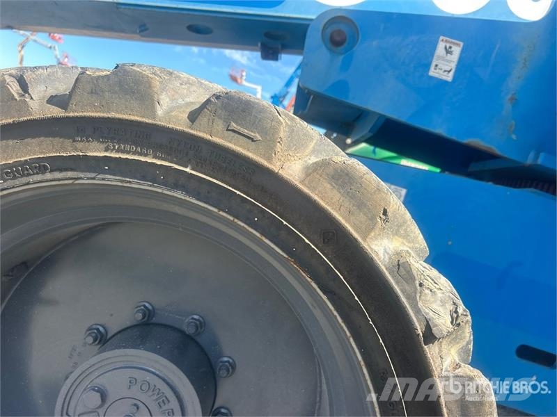 Genie S-60X 4WD Diesel Telescopic Boom Lift Plataformas con brazo de elevación telescópico