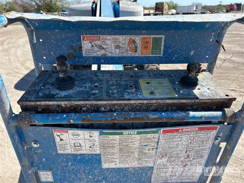 Genie S-60X 4WD Diesel Telescopic Boom Lift ブームリフト 直伸型
