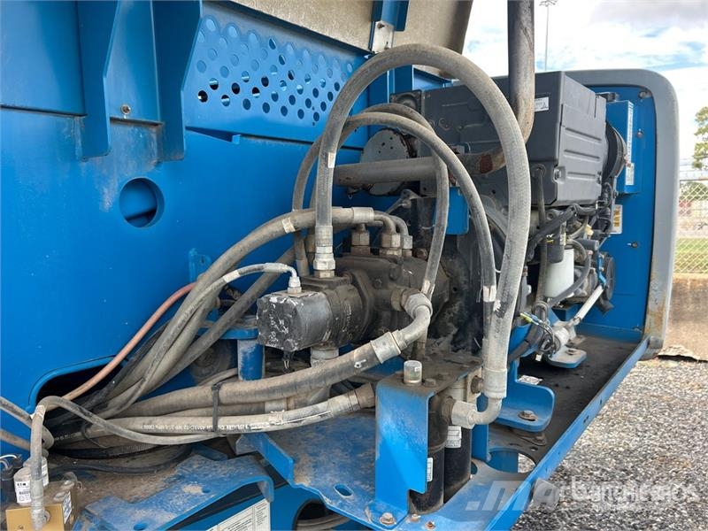 Genie S-60X 4WD Diesel Telescopic Boom Lift Telescopic boom lifts