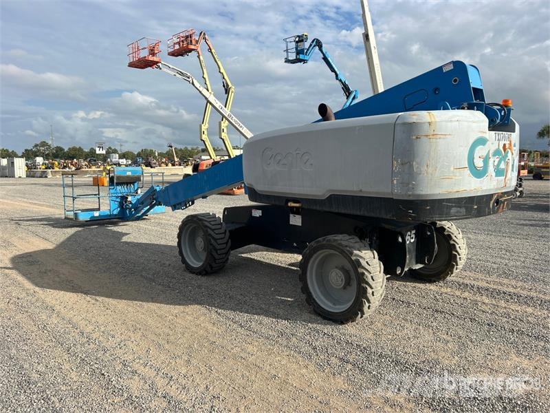 Genie S-65 Телескопични повдигачи
