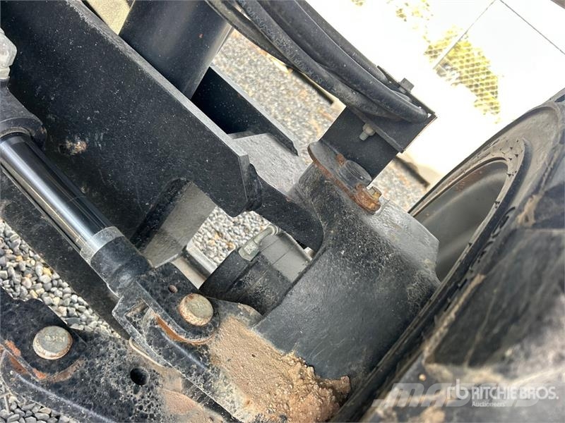 Genie S-65 Телескопични повдигачи