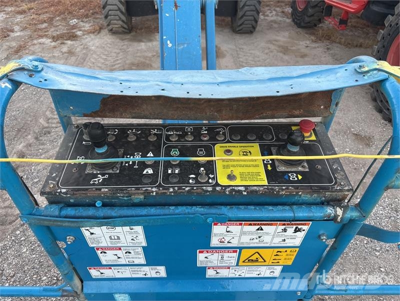 Genie S-65 4WD Diesel Telescopic Boom Lift Nacelles télescopiques