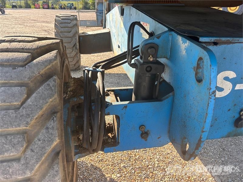 Genie S-65 4WD Diesel Telescopic Boom Lift Nacelles télescopiques