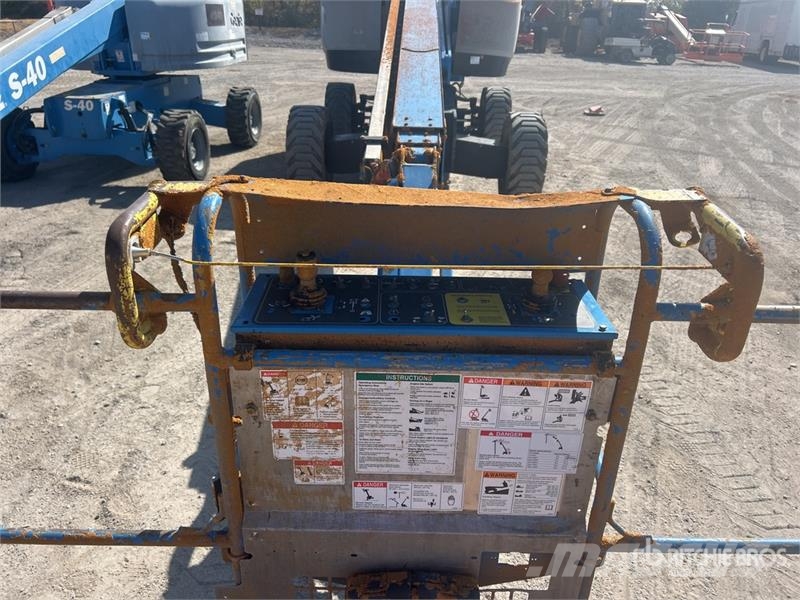 Genie S-65 4WD Diesel Telescopic Boom Lift Piattaforme a braccio telescopico
