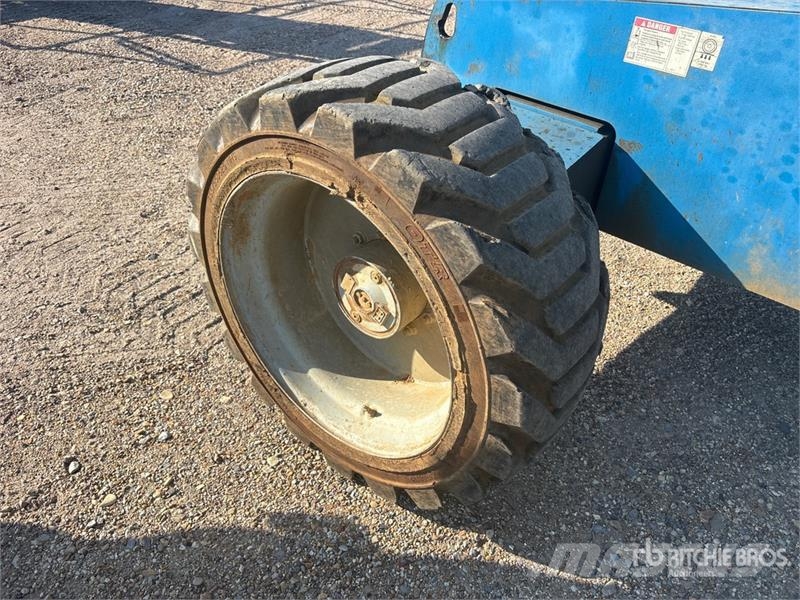 Genie S-65 4WD Diesel Telescopic Boom Lift Nacelles télescopiques