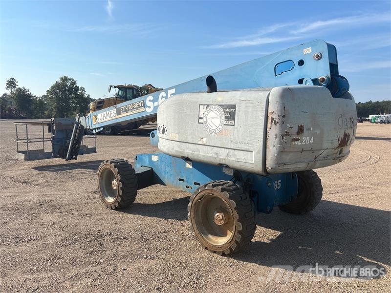 Genie S-65 4WD Diesel Telescopic Boom Lift Nacelles télescopiques