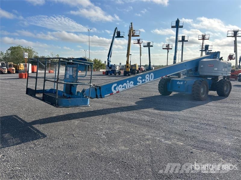 Genie S-80 4WD Diesel Telescopic Boom Lift Telescopic boom lifts