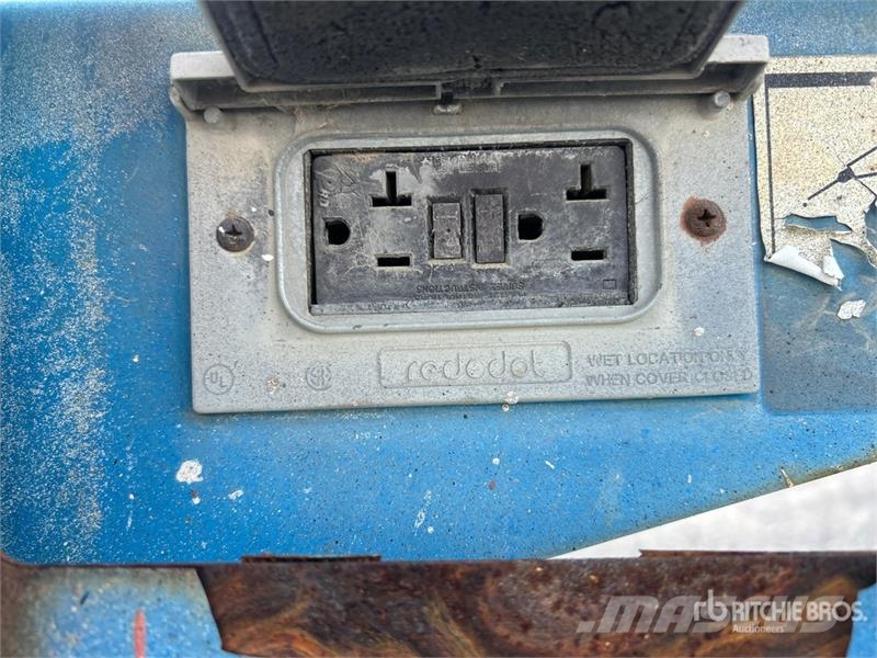 Genie S-80 4WD Diesel Telescopic Boom Lift Telescopic boom lifts