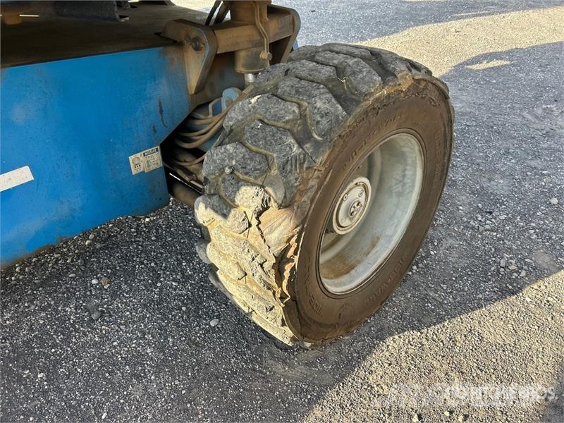 Genie S-80 4WD Diesel Telescopic Boom Lift Telescopic boom lifts