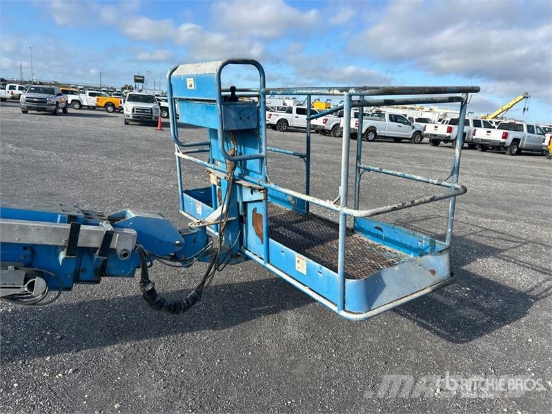 Genie S-80 4WD Diesel Telescopic Boom Lift Telescopic boom lifts