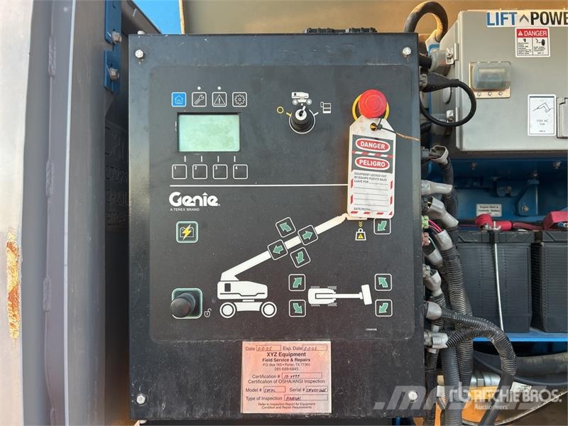 Genie S-80 XC 4WD Diesel Telescopic Boom Lift Nacelles télescopiques