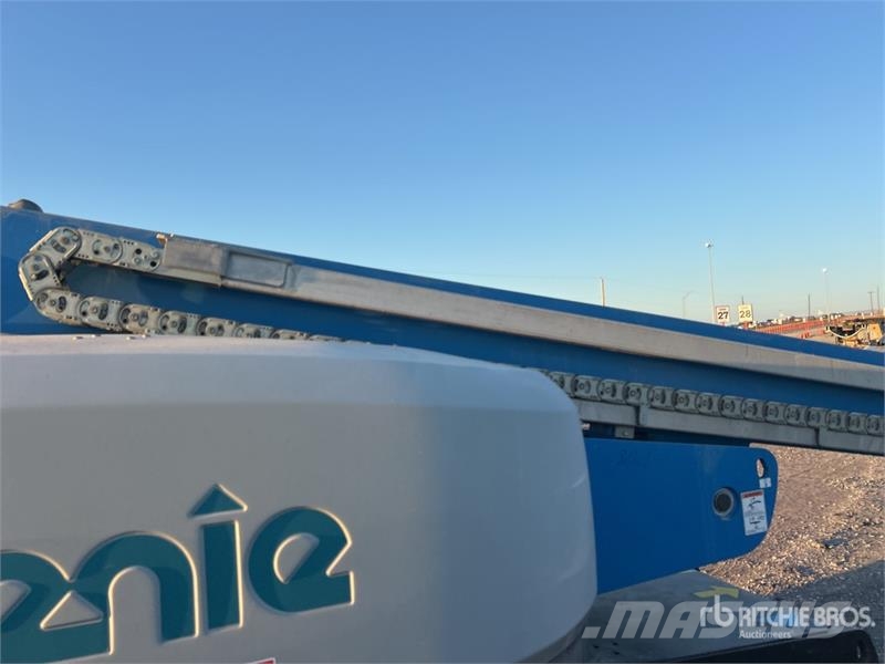 Genie S-80 XC 4WD Diesel Telescopic Boom Lift Nacelles télescopiques