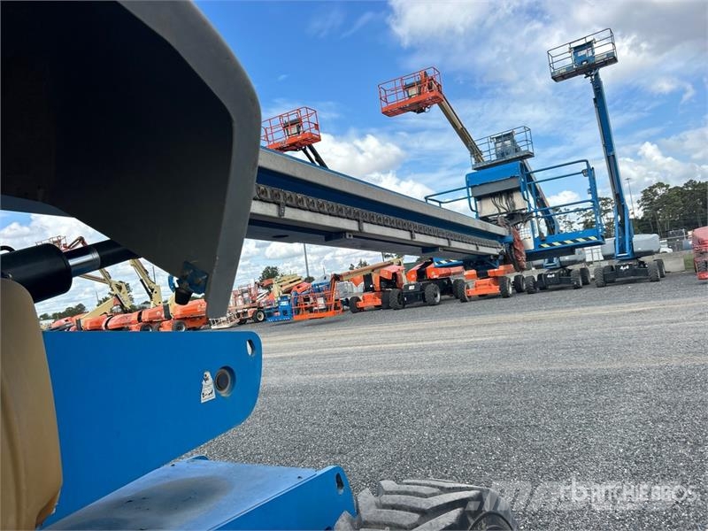 Genie S-80X 4WD Diesel Telescopic Boom Lift Piattaforme a braccio telescopico
