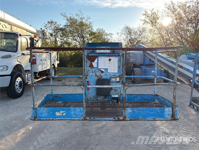 Genie S-80X 4WD Diesel Telescopic Boom Lift Teleskopiskie pacēlāji