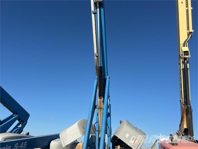 Genie S-80X 4WD Diesel Telescopic Boom Lift Teleskopbühnen