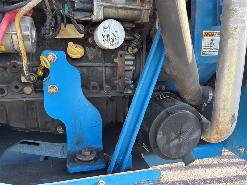 Genie S-80X 4WD Diesel Telescopic Boom Lift Telescopic boom lifts