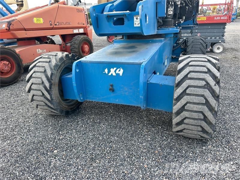 Genie S-80X 4WD Diesel Telescopic Boom Lift Piattaforme a braccio telescopico