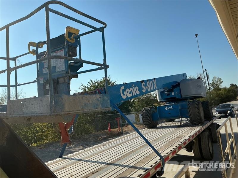 Genie S-80X 4WD Diesel Telescopic Boom Lift Telescopic boom lifts