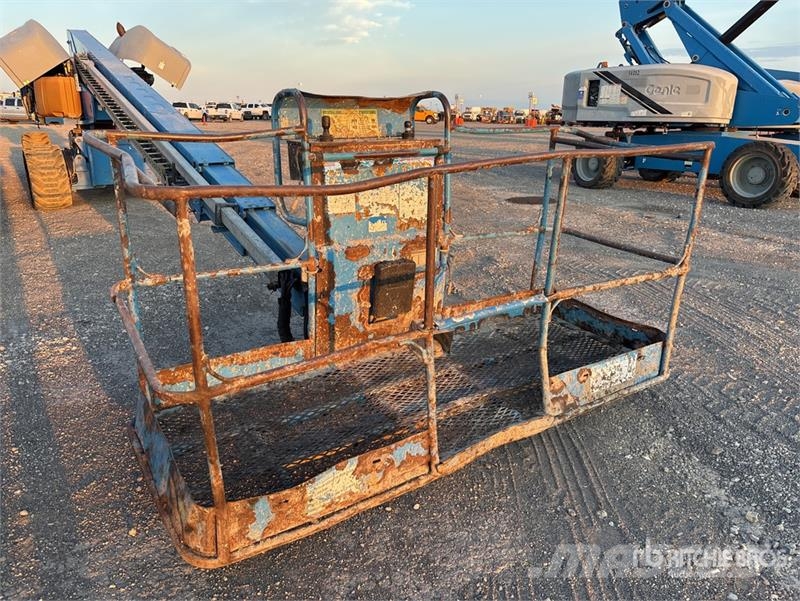 Genie S-80X 4WD Diesel Telescopic Boom Lift رافعات سلة تلسكوبية