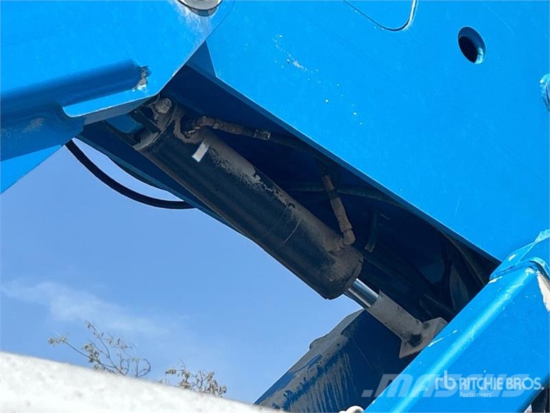 Genie S-80X 4WD Diesel Telescopic Boom Lift Teleskopiskie pacēlāji