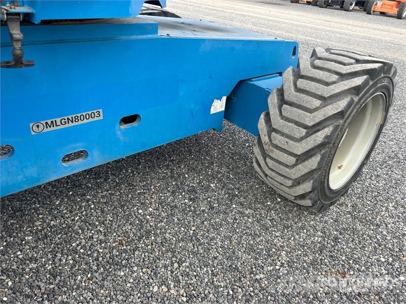 Genie S-80X 4WD Diesel Telescopic Boom Lift Piattaforme a braccio telescopico
