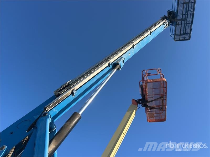 Genie S-80X 4WD Diesel Telescopic Boom Lift Teleskopbühnen