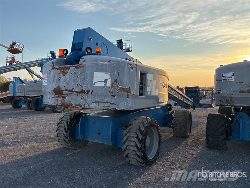 Genie S-80X 4WD Diesel Telescopic Boom Lift رافعات سلة تلسكوبية