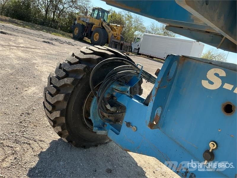Genie S40 4WD Diesel Telescopic Boom Lift Teleskopiskie pacēlāji