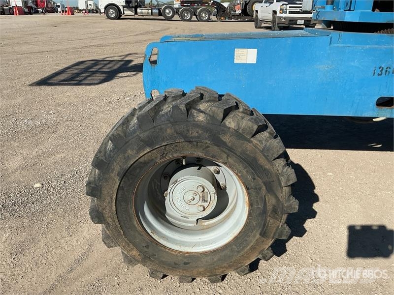 Genie S40 4WD Diesel Telescopic Boom Lift Teleskopiskie pacēlāji