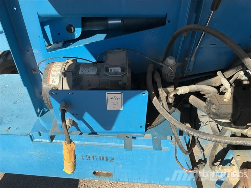 Genie S40 4WD Diesel Telescopic Boom Lift Teleskopiskie pacēlāji