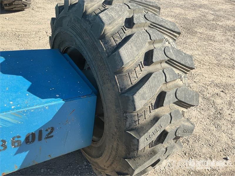 Genie S40 4WD Diesel Telescopic Boom Lift Teleskopiskie pacēlāji