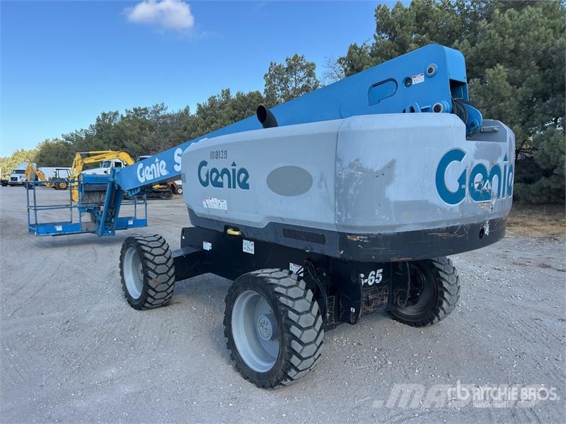 Genie S65 4WD Diesel Telescopic Boom Lift Telescopic boom lifts