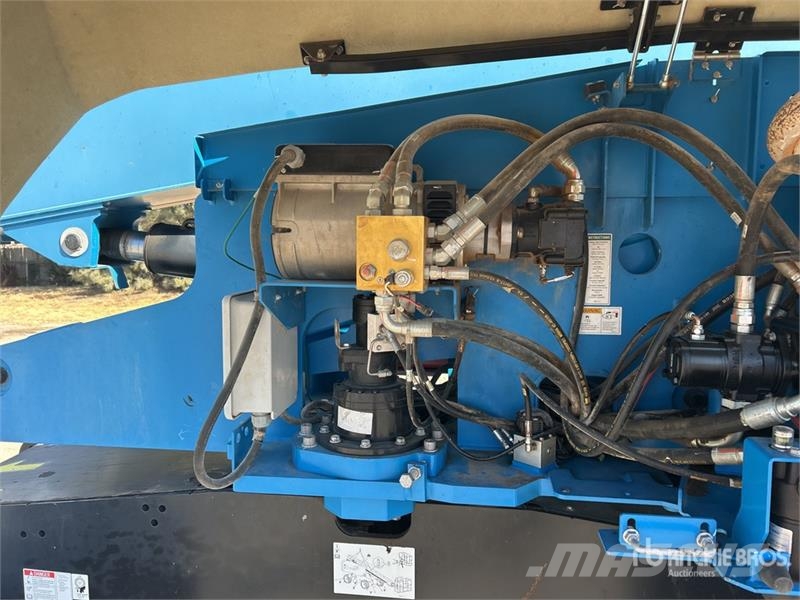 Genie S65 4WD Diesel Telescopic Boom Lift Telescopic boom lifts