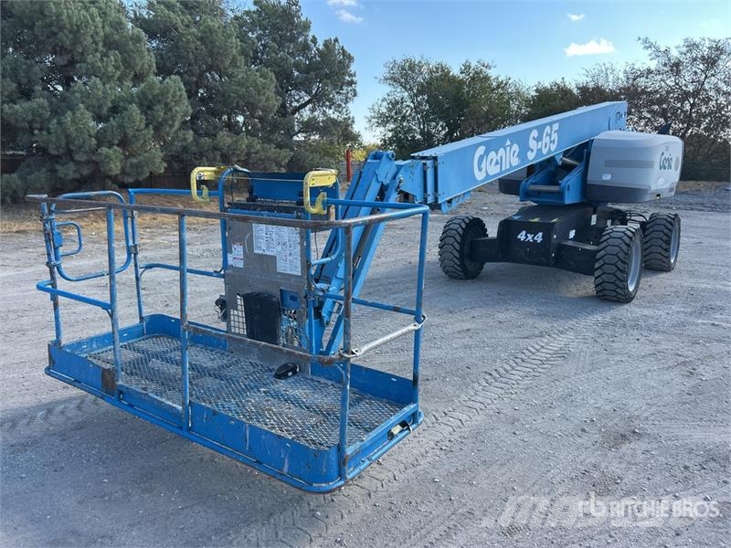 Genie S65 4WD Diesel Telescopic Boom Lift Telescopic boom lifts
