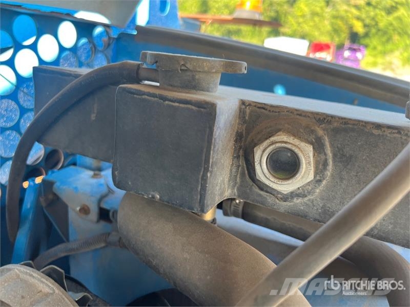 Genie S85 4WD Diesel Telescopic Boom Lift رافعات سلة تلسكوبية